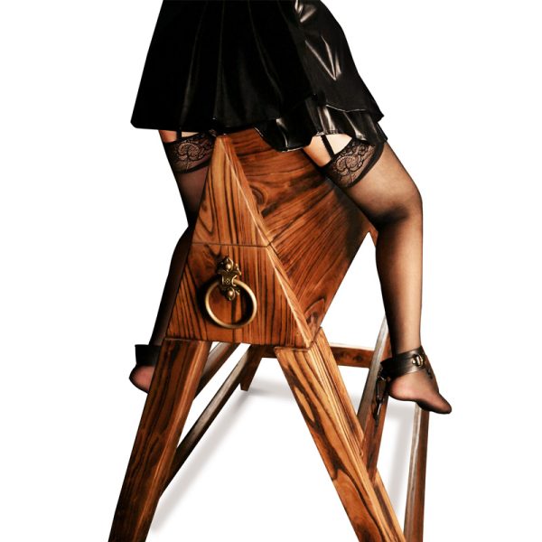 Antique Triangular Restraint Horse（HQSM-018）
